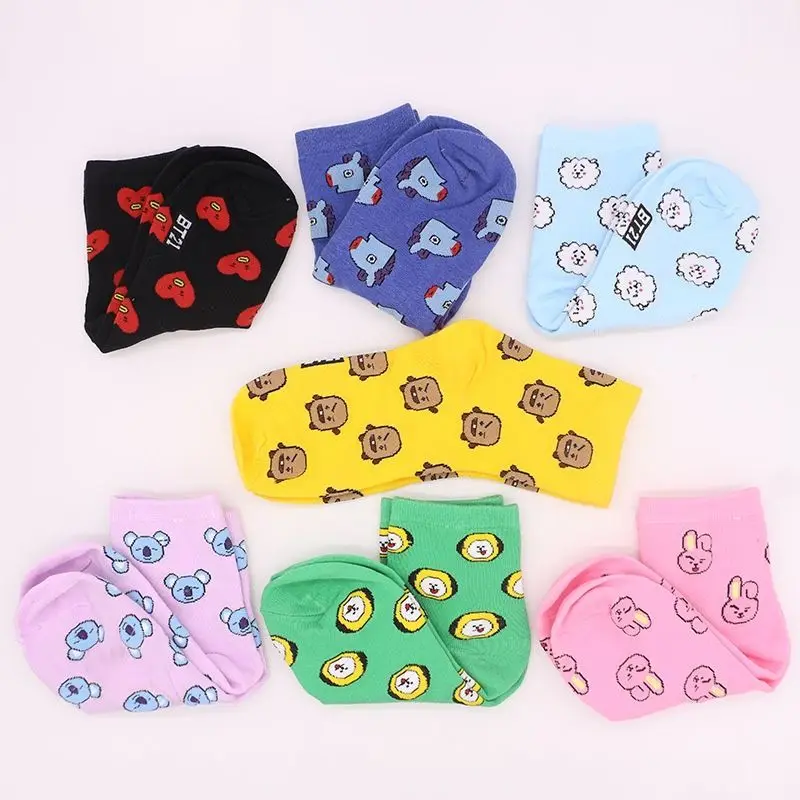 Chaussettes mi-mollet BT21 Koy - Anime Cosplay Couple avis et prix